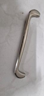 Handgrepen kast, Ophalen