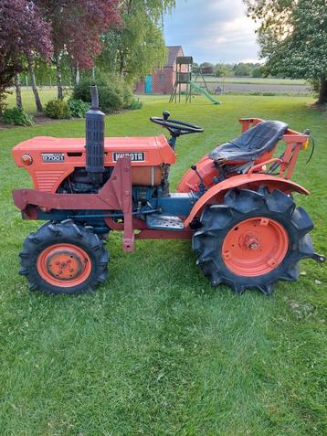 Kubota b7001
