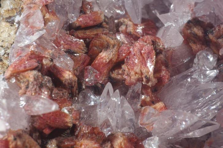 Extreem zeldzame TALMESSIET kristallen uit Marokko, Verzamelen, Mineralen en Fossielen, Mineraal, Ophalen of Verzenden