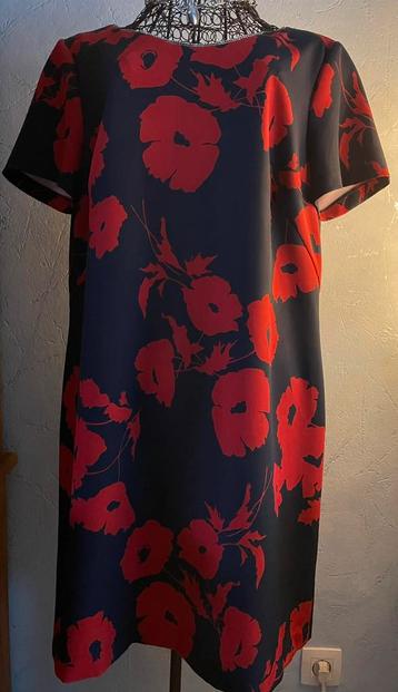 Gaia life 42 (40) Elegante prachtige jurk met detail beschikbaar voor biedingen