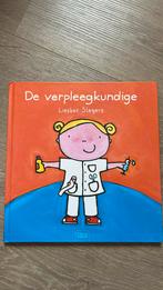 Liesbet Slegers - De verpleegkundige, Boeken, Prentenboeken en Plaatjesalbums, Ophalen, Zo goed als nieuw, Liesbet Slegers