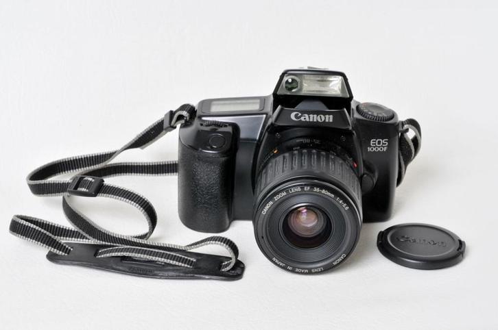 Canon EOS 1000F zwart + Canon 35-80 mm zoomlens 4 - 5.6 EF., Audio, Tv en Foto, Fotocamera's Analoog, Zo goed als nieuw, Spiegelreflex