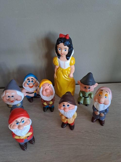 Vintage Walt Disney rubber dolls Snow White and the 7 Dwarfs, Collections, Jouets miniatures, Comme neuf, Enlèvement