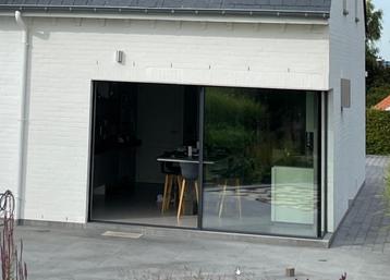 Châssis coulissant SkyFrame minimaliste beschikbaar voor biedingen