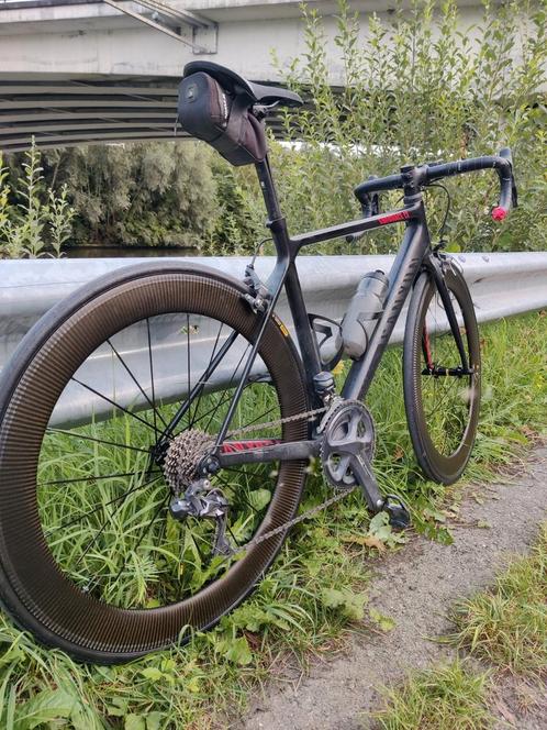 Canyon CF Endurace Ultegra di2, Vélos & Vélomoteurs, Vélos | Vélos de course, Utilisé, Aluminium, Enlèvement