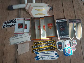 Lot stickers, decals voor de fiets beschikbaar voor biedingen