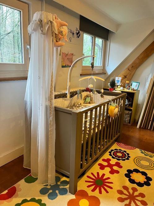 Babybedje, Kinderen en Baby's, Kinderkamer | Bedden, Zo goed als nieuw, Minder dan 140 cm, Minder dan 70 cm, Lattenbodem, Matras