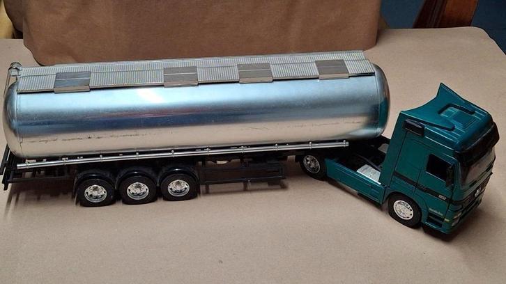 voitures miniatures, Hobby en Vrije tijd, Modelauto's | 1:43, Auto, Ophalen of Verzenden