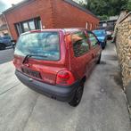 Renault clio jaar 2000 149000km prijs doe een bod.