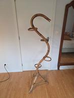 Rotan slang voor planten, Ophalen