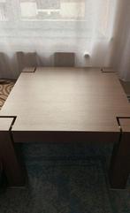 Bruine massief houten tafel, Zo goed als nieuw, Ophalen