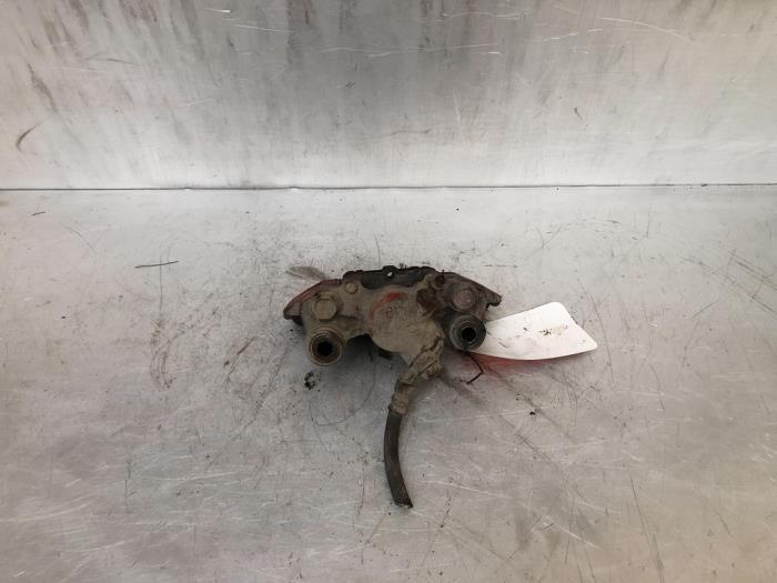 Etrier de frein (pince) arrière gauche d'un Toyota Yaris, Autos : Pièces & Accessoires, Freins & Transmission, Toyota, Utilisé