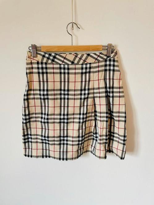 Jupe Burberry XL, Vêtements | Femmes, Jupes, Comme neuf, Taille 46/48 (XL) ou plus grande