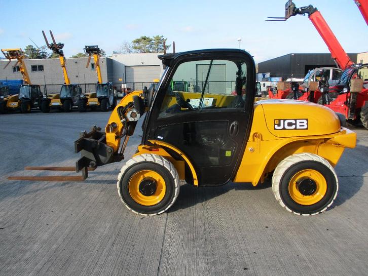 Compacte Verreiker JCB 520-40 4WS (128), Bricolage & Construction, Treuils et Palans, Utilisé, Enlèvement