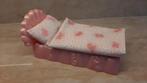 Barbie: 1 bed - jaren 80, Kinderen en Baby's, Speelgoed | Poppen, Ophalen, Gebruikt, Barbie