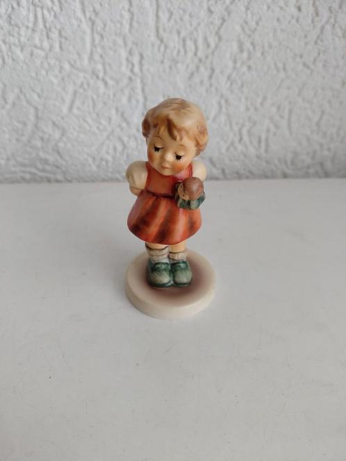 Hummel 2103/A, Antiek en Kunst, Curiosa en Brocante, Ophalen of Verzenden