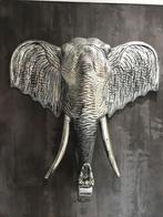 Tête d'éléphant d'Afrique XXXL, Enlèvement