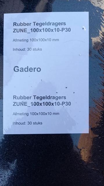 Rubber tegeldragers beschikbaar voor biedingen