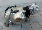Motor 4-takt Skyteam Dax  Dax 49cc, Fietsen en Brommers, Ophalen of Verzenden, Gebruikt, Blok, Dax Honda Skyteam