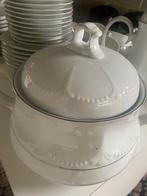 Eet- en koffieservies, Ophalen, Zo goed als nieuw, Effen, Porselein