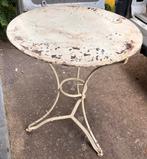 4 vintage ijzeren tafeltjes met originele patine 64 cm hoog, Antiek en Kunst, Ophalen
