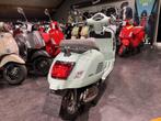 Vespa GTS 310 Classica, Motoren, Motoren | Overige merken, Scooter, Bedrijf, 310 cc, 12 t/m 35 kW