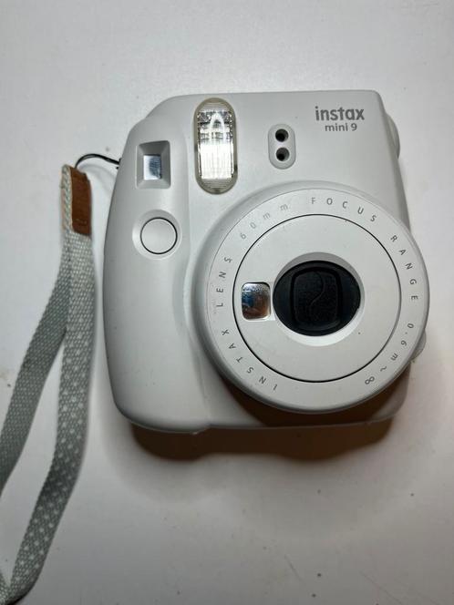 Instax Mini 9 à vendre – Bon état, fonctionne parfaitement, Audio, Tv en Foto, Fotocamera's Analoog, Zo goed als nieuw, Ophalen of Verzenden