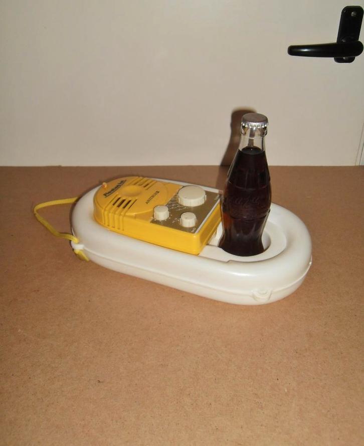 C'est rare ! Radio flottante,Anitech,porte-bouteille,plays, Antiquités & Art, Antiquités | TV & Hi-Fi, Enlèvement ou Envoi