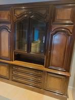 Bruin maat 205 210hoog 50 diep, Ophalen