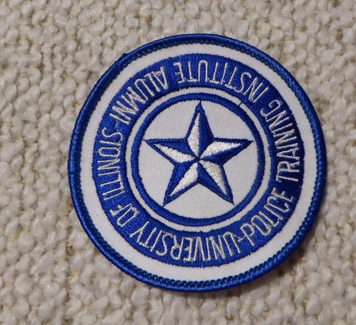 Geborduurde patch " University of Illinois " / Nieuw, Hobby en Vrije tijd, Naaien en Fournituren, Nieuw, Ophalen of Verzenden