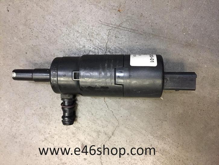 Ruitensproeier pomp BMW oe 8377430 voor veel bmw modellen, Auto-onderdelen, Ruiten en Toebehoren, BMW, Gebruikt, Ophalen of Verzenden