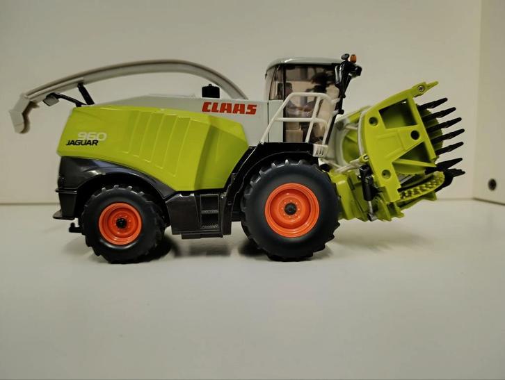 Siku Claas Jaguar 960 maïshakselaar, Hobby en Vrije tijd, Modelauto's | 1:32, SIKU, Ophalen of Verzenden
