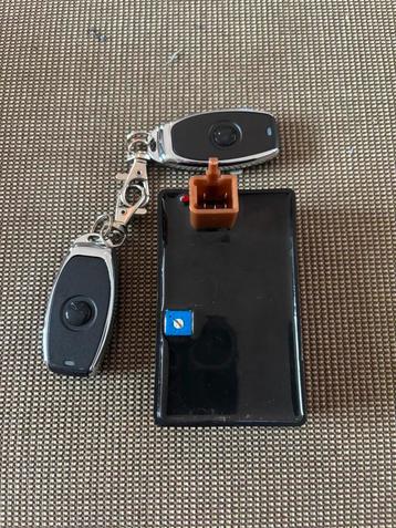 Dax/monkey cdi met bakje beschikbaar voor biedingen