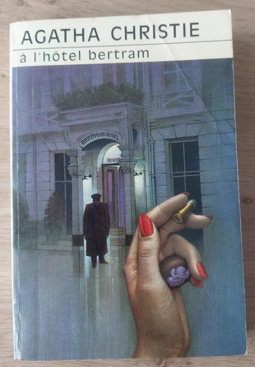 Agatha Christie - À l'hôtel Bertram - éd. 1976, Boeken, Detectives, Gelezen, Ophalen of Verzenden