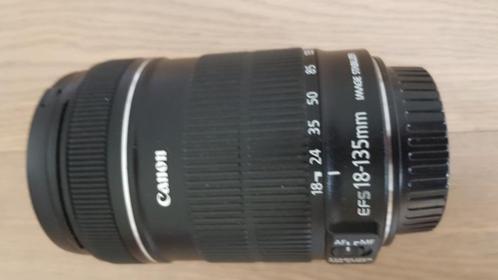Lens Canon - 18-135mm - F/3.5-5.6 - image stabilizer, Audio, Tv en Foto, Foto | Lenzen en Objectieven, Zo goed als nieuw, Ophalen