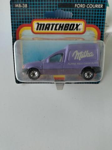 Matchbox Ford Courier MILKA AFHALING LEES BESCHRIJVING  beschikbaar voor biedingen
