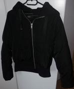 Zwarte warme winterjas Only met kap XS, Vêtements | Femmes, Pulls & Gilets, Enlèvement ou Envoi