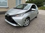Toyota Aygo Aygo1.0i vvt-i x (bj 2019), Voorwielaandrijving, Electronic Stability Program (ESP), Stof, Gebruikt