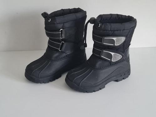 laarzen - Snow Fun snowboots - maat 29 - ALS NIEUW, Enfants & Bébés, Vêtements enfant | Chaussures & Chaussettes, Comme neuf, Bottes