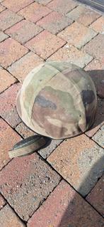 Casque militaire, Collections, Enlèvement