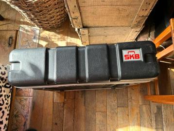 SKB VINTAGE FLIGHT CASE 2 units 19 inch beschikbaar voor biedingen