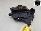 PORTIERSTANGEN RECHTS VOOR Colt (Z2 / Z3) (5715A407), Gebruikt, Mitsubishi