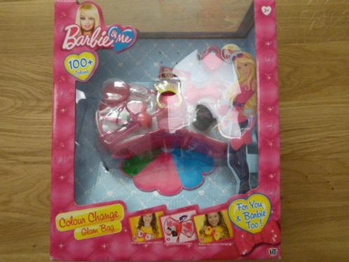 Barbie - handtas die van kleur verandert met je kleren, Enfants & Bébés, Jouets | Autre, Comme neuf, Enlèvement ou Envoi