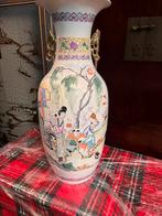 Unieke grote Chinese porseleinen vaas - 60 cm hoog, Antiek en Kunst, Ophalen