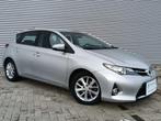 Toyota Auris Basis (bj 2016), Euro 5, Stof, Gebruikt, 4 cilinders