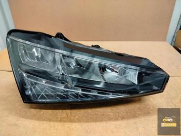 Skoda Scala LED rechterlamp beschikbaar voor biedingen