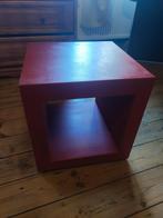 Table métallique rouge, Maison & Meubles, Tables | Tables d'appoint, Comme neuf