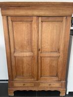 Ingangskast voor garderobe, Ophalen