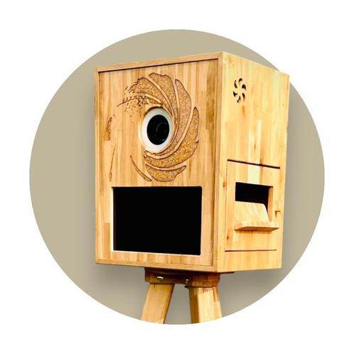 Photobooth - Goldeneye, Hobby en Vrije tijd, Feestartikelen | Verhuur, Ophalen