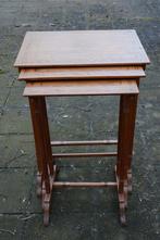 Trois tables gigognes art déco, Enlèvement